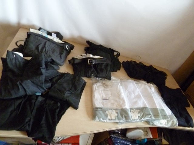 17 Ex-Chain Store JL School Uniforms All New Uniform 10 Trousers 1 Skirt 5 Shirts 1 Shorts New - Lot 12