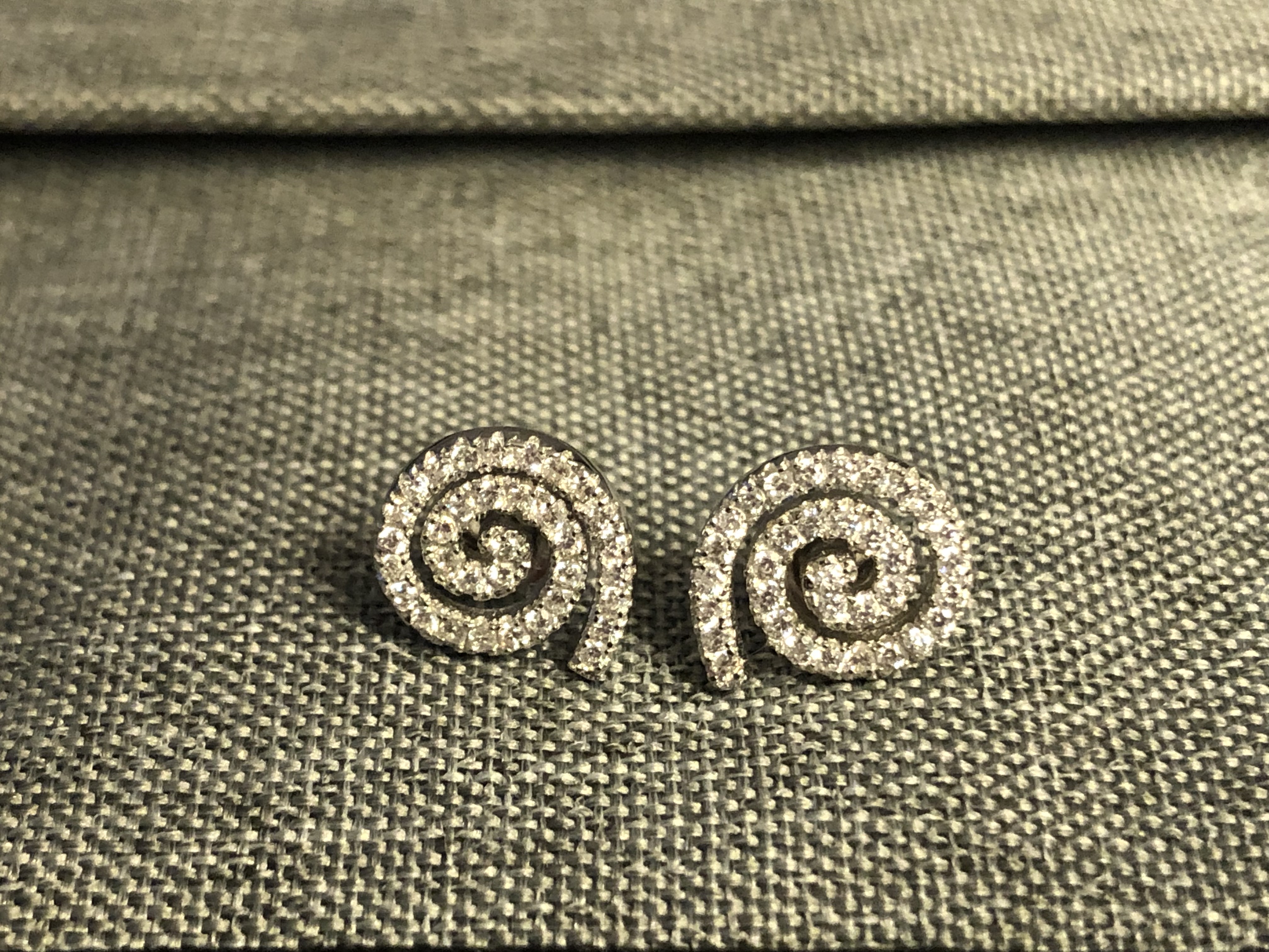  Swirl genuine silver earrings 