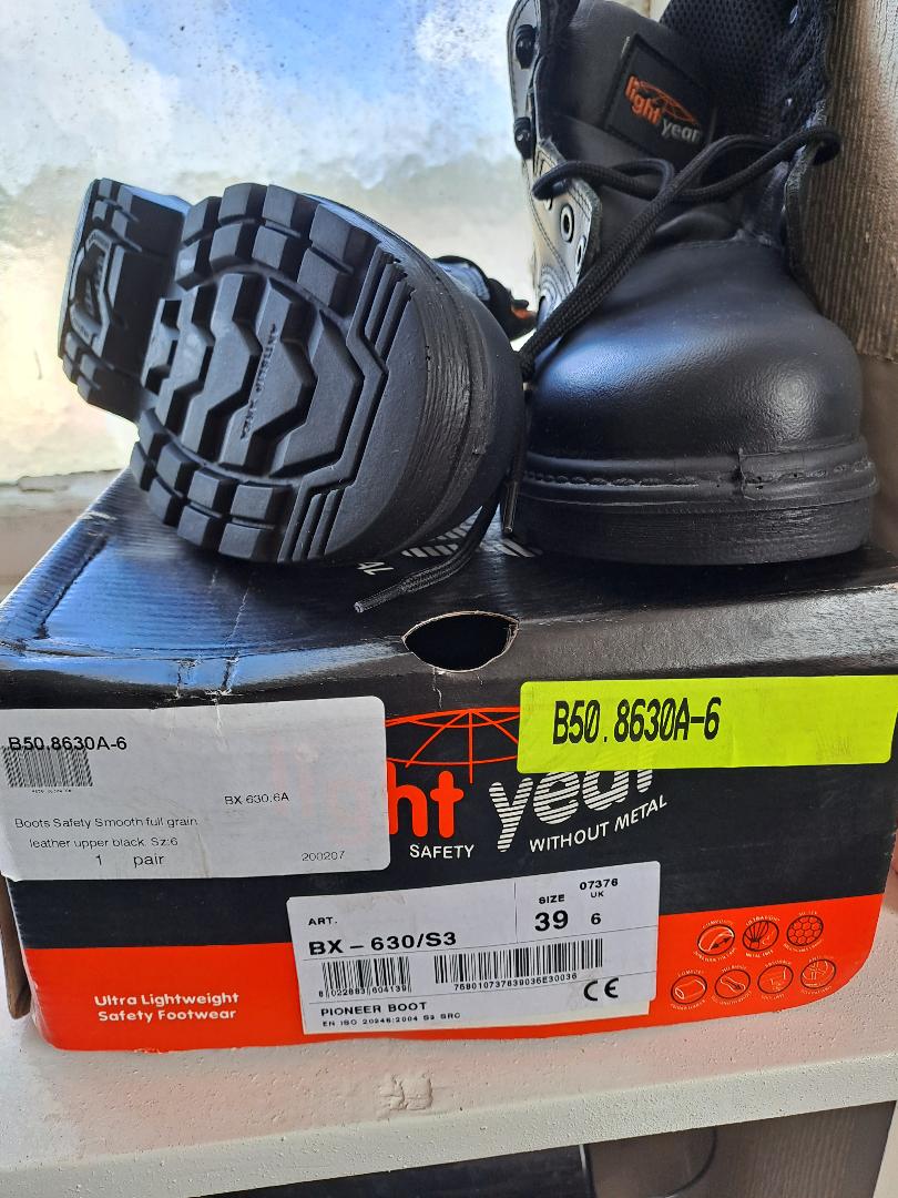 safety boots size 6 special s3 boots 