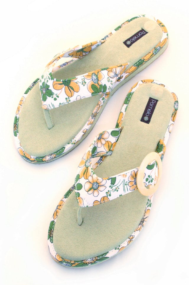 Cotton Suede Pomelo flip flops in Green x 12 sizes UK 3-8