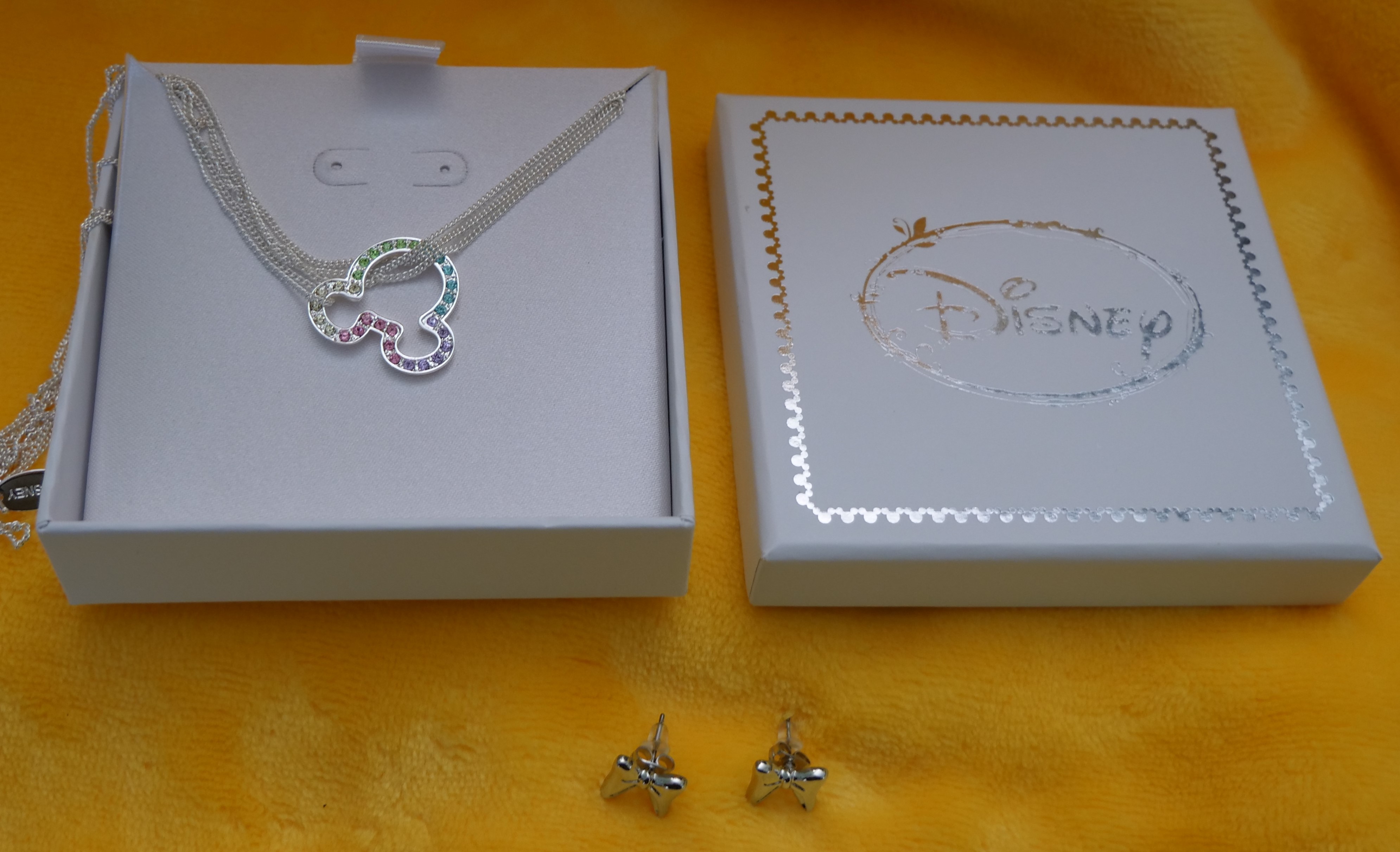 24 Items Genuine Disney Jewellery Pendants / Earrings Minnie Mickey Mouse RRP £536.76