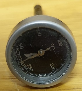 DIAL THERMOMETER